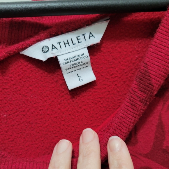 Athleta Red Patterned Crew Neck Sweater - Picture 4 of 11